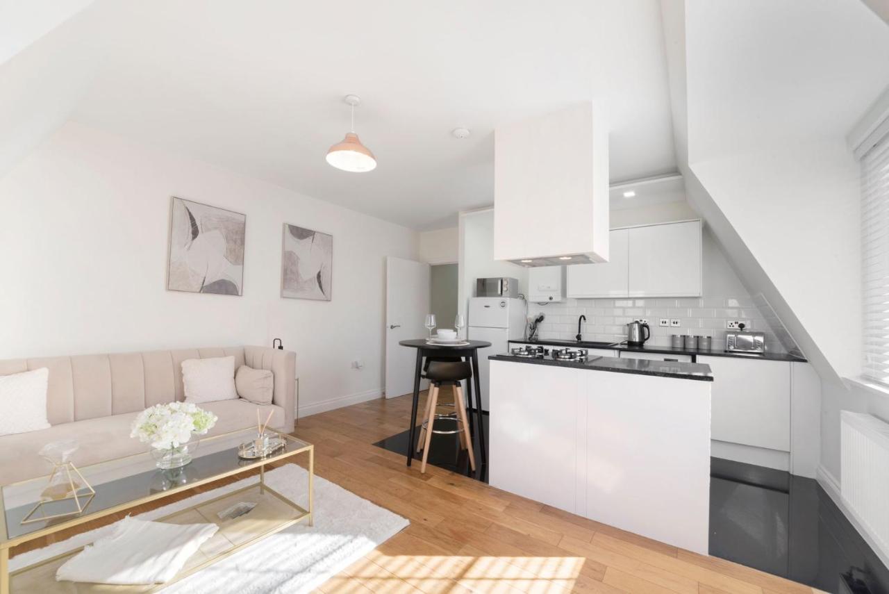 Spacious One Bed Loft Apartment Birchanger Exteriör bild